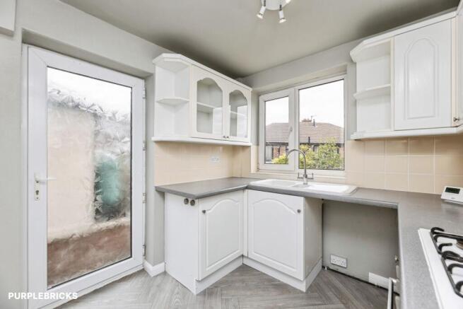 3 bed Semi-Detached for sale Image 11