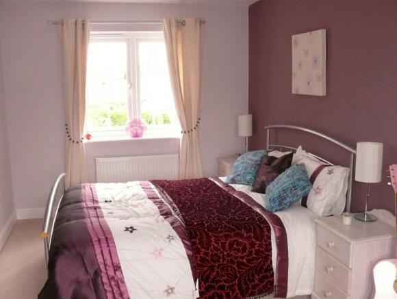 BEDROOM 2