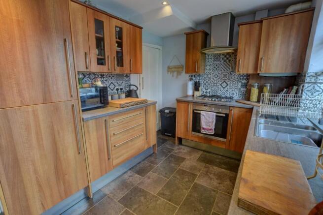Kitchen 3.jpg