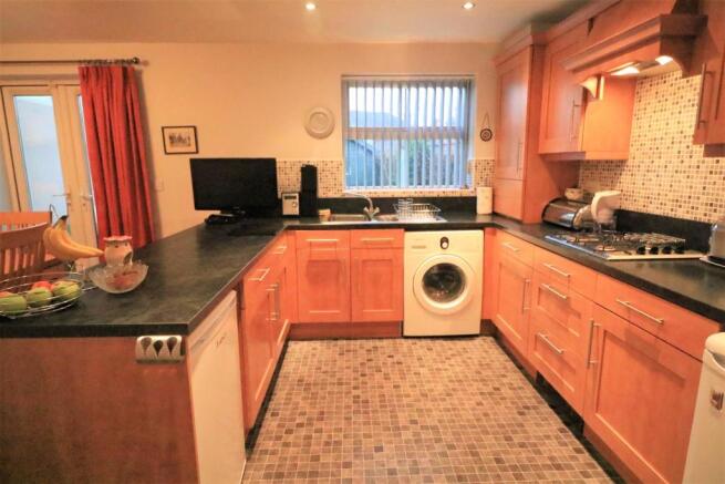 Fitted Kitchen/Dining Room