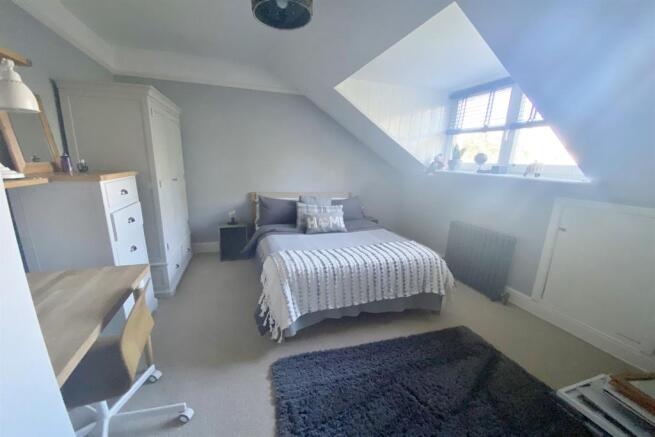 Bed 5 - 1