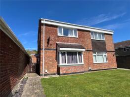 36, Henley Gardens, Fareham PO15 6HA