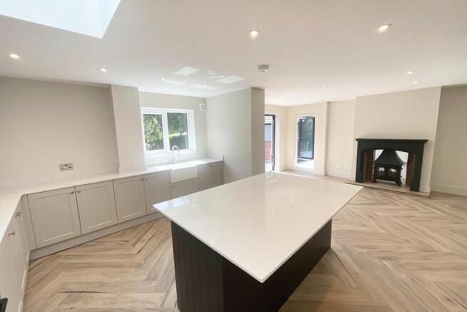 3 bed Bungalow for sale Image 7