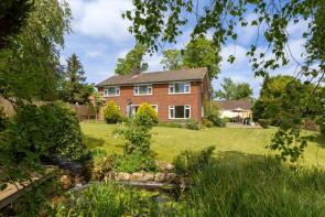Fairfields, Woods Lane, Basingstoke RG25 2JG