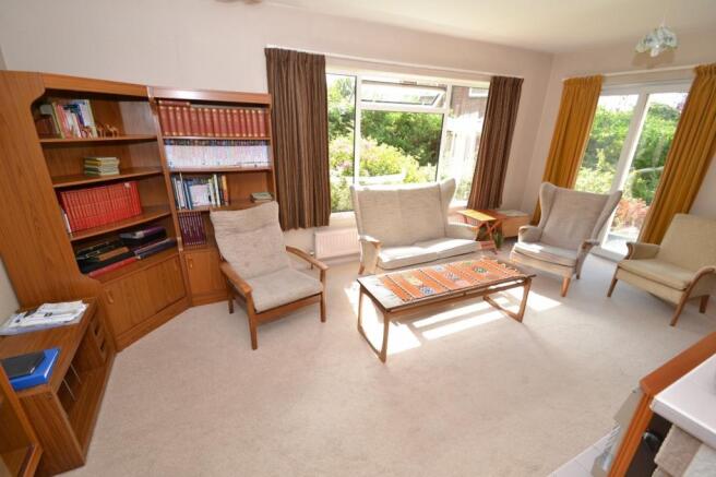 Lounge 2