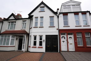 162, Westminster Drive, Westcliff-on-sea SS0 9SF