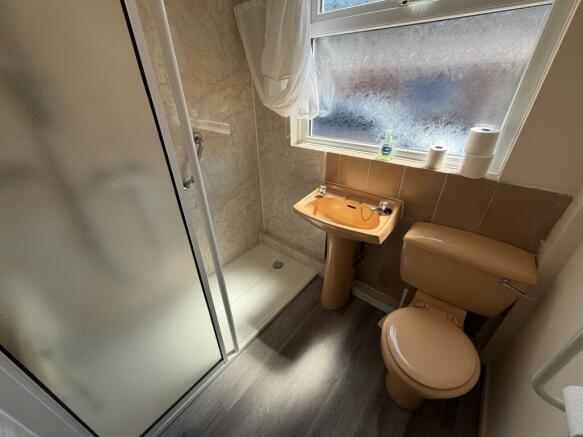 2 bed Bungalow to rent Image 11