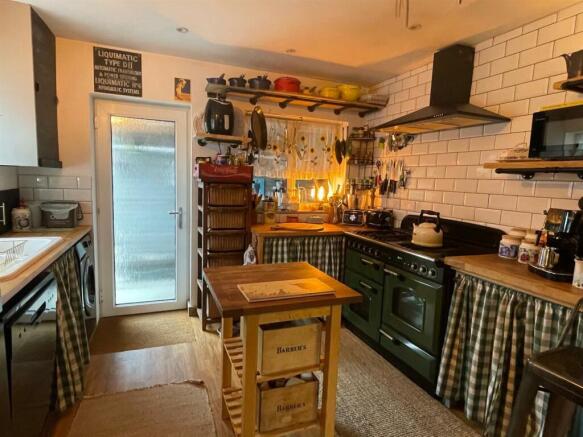 Kitchen.,.jpg