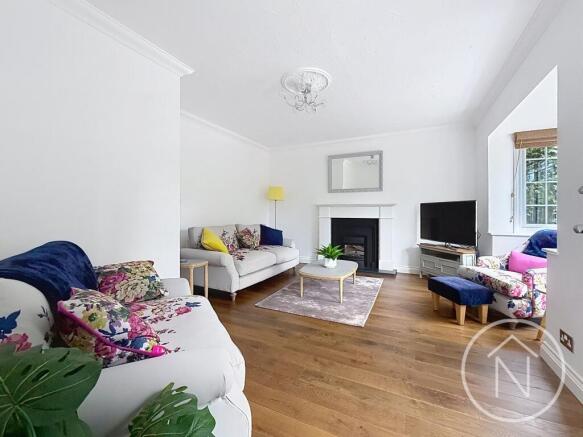5 bed Detached for sale Image 10