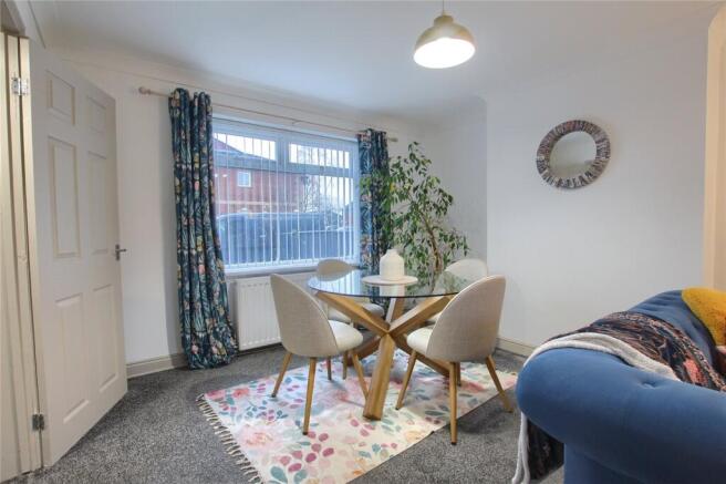 3 bed Semi-Detached for sale Image 5