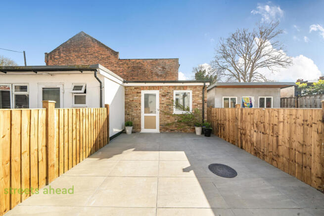 60d68bd9-38c7-4e1...