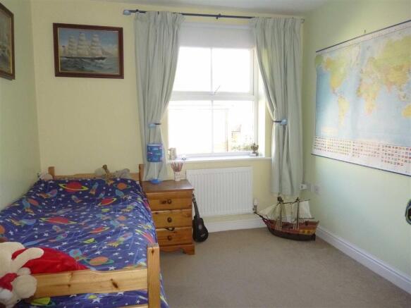 Photo 11