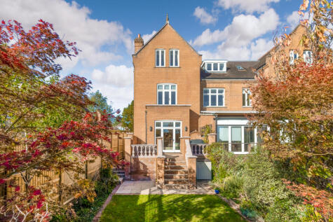 Arthur Road, Wimbledon, South West London, SW19