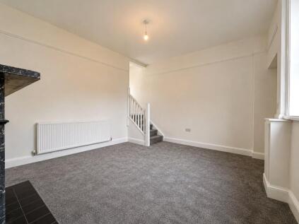 Back Cecil Street, Mossley, OL5