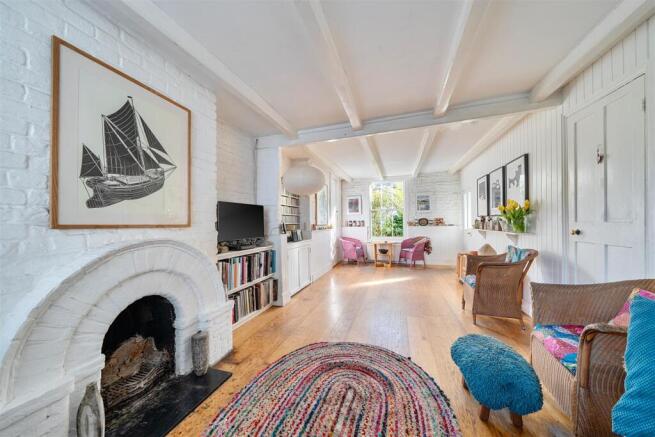 Island Wall, Whitstable