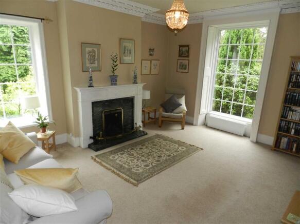 SITTING ROOM