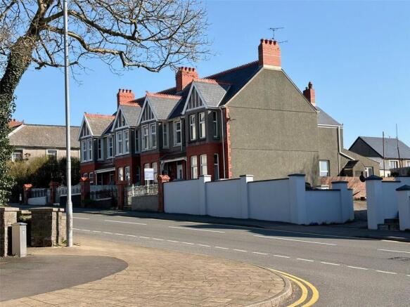 3-bed terraced on Great North Road, Milford Haven, Pembrokeshire, SA73, £165,000