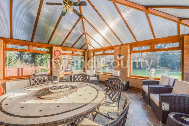 Conservatory 2.jpg