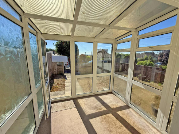 1 bed Semi-Detached Bungalow for sale Image 7