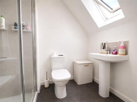 House in Fareham - View 6
