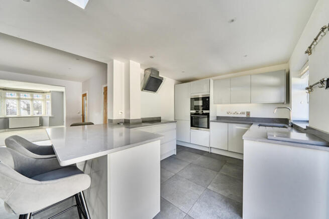 1435781-17-69c534...