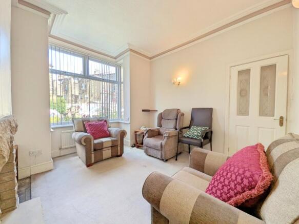4 bed Terraced for sale Image 11