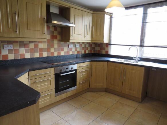 22 Gadesby Kitchen.jpg