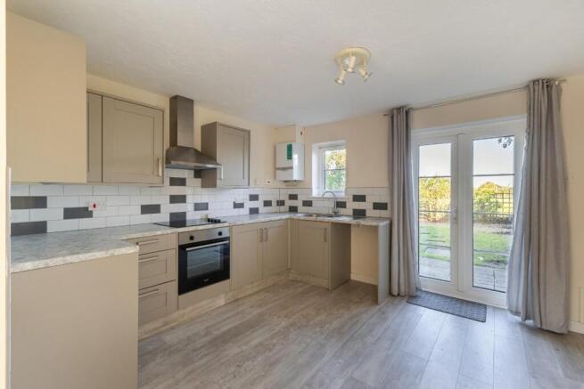 Kitchen / Dining