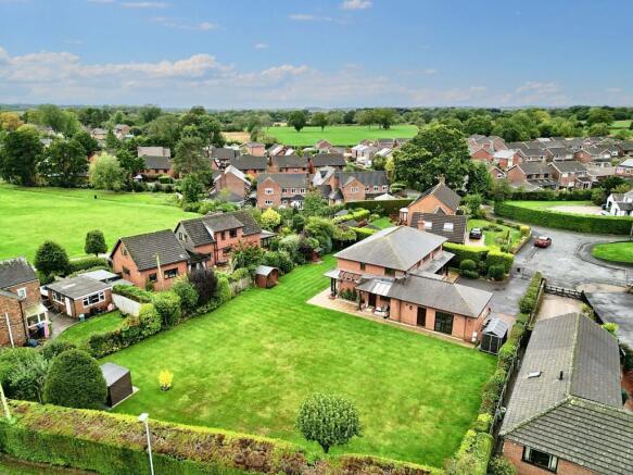 Highlows Lane, Yarnfield, ST15 photo 4