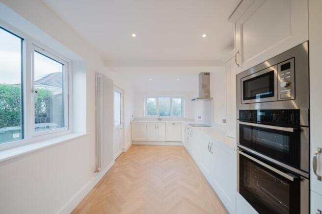Wynstay Road, CH47 photo 4