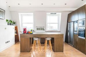 Second And Third Floor Flat, 322, Upper Street, London N1 2XQ