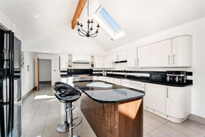 45, Whitecroft Road, Meldreth, Royston, Cambridgeshire photo 4
