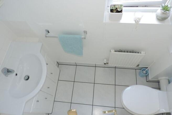 Cloaks / WC
