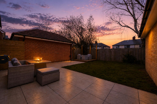 4 bed Detached for sale Image 4