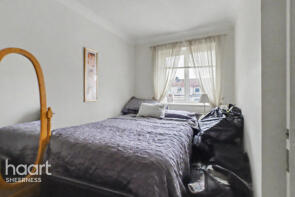 35, Castlemere Avenue, Queenborough ME11 5BT