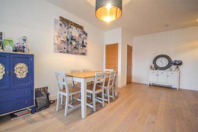 dining room.jpg