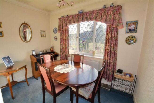 DINING ROOM/ BEDROOM