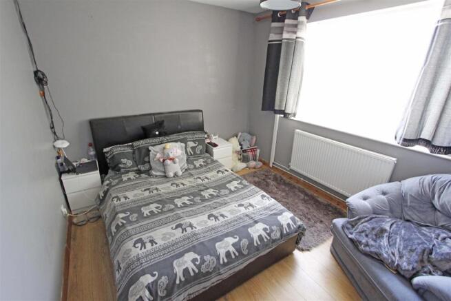 bed3.jpg