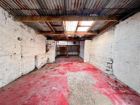 2 - Garage Workshop for Auction, Ashley Down.jpg