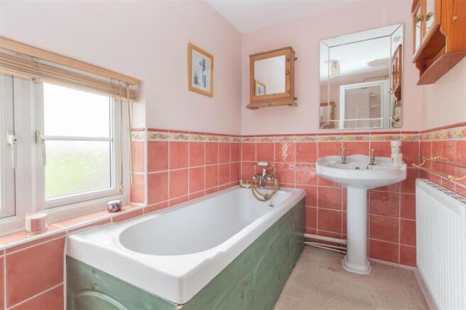 Bathroom-1-2.jpg