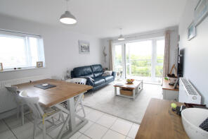 27, James Avenue, Fengate, Peterborough PE1 5BL