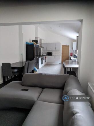 Lounge/ Kitchen