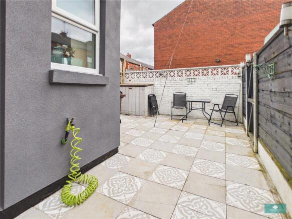 2 bed Terraced for sale Image 11
