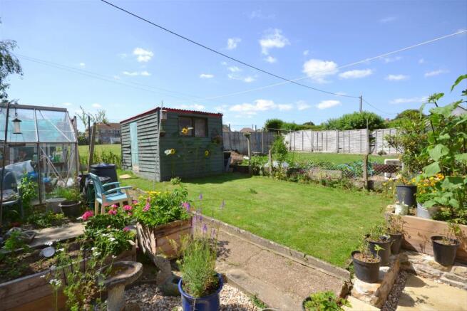 Rear Garden 2 (32).jpg