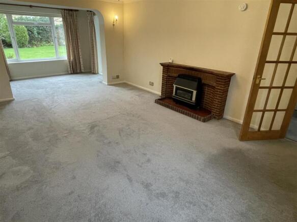 Sitting Room.JPG