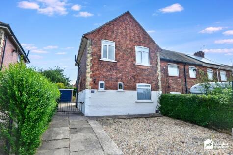Acacia Avenue, Gainsborough, Lincolnshire