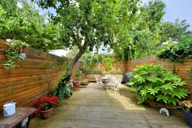 Garden (Angle1)