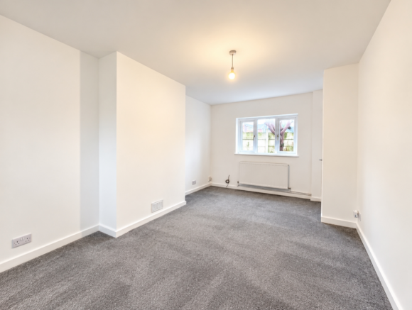 Upper Ettingshall Road, Coseley, WV14 photo 4