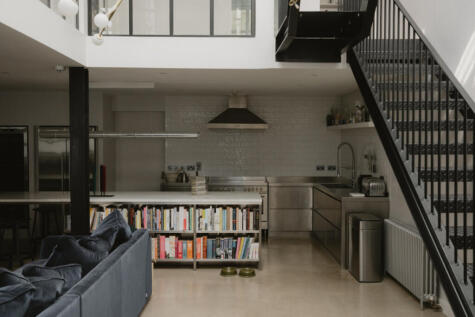 Florida Street, London, E2 6