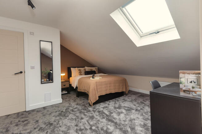 9 bed House of Multiple Occupation to rent Image 4